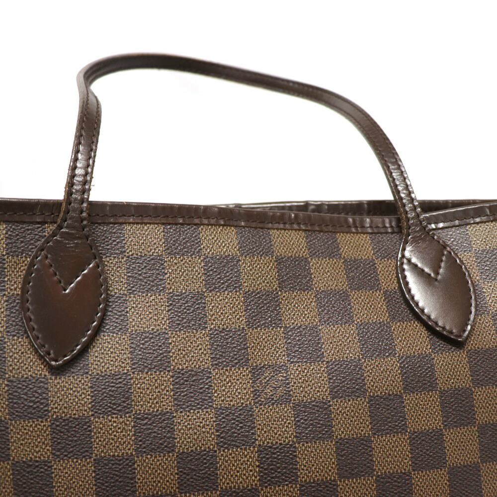 Louis Vuitton Neverfull Bag - Picture 8 of 9